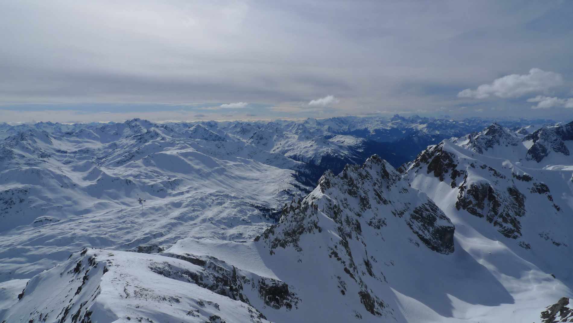 Ski Center Reviews: St Anton, Austria | handytravelinfo